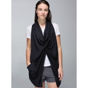 NWOT Lululemon Tranquility Sleeveless Wrap - 8